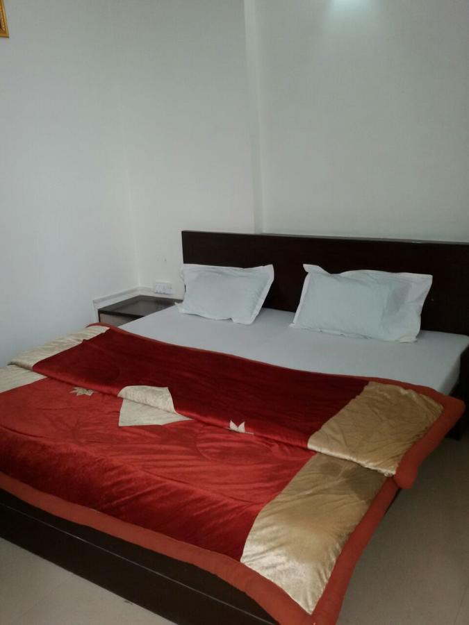 Hotel Aashiyana Agra  Buitenkant foto