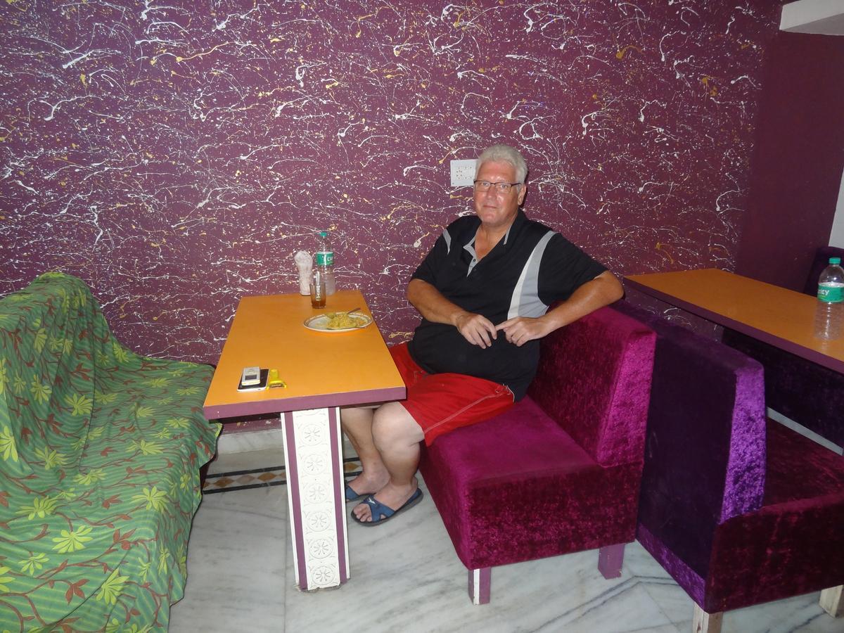 Hotel Aashiyana Agra  Buitenkant foto