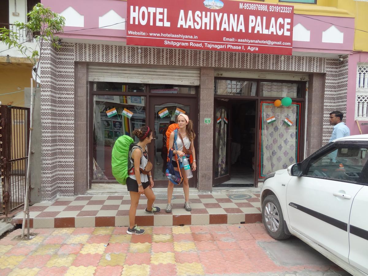 Hotel Aashiyana Agra  Buitenkant foto