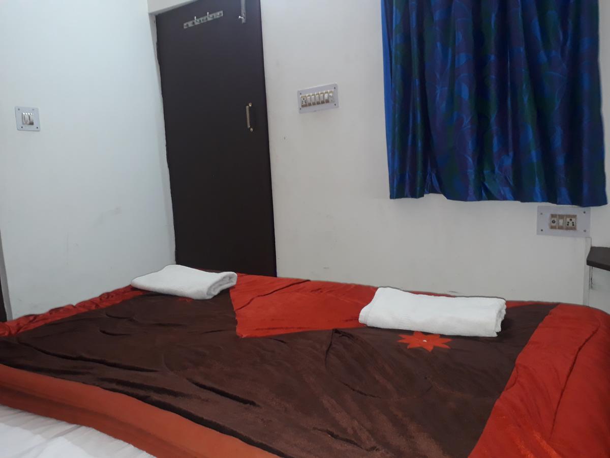 Hotel Aashiyana Agra  Buitenkant foto